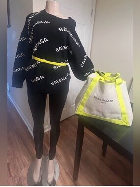 Balenciaga (L) Cabas Neon Yellow|Cream Large Tote|Detachable Zip Logo Bag/GLOWS*
